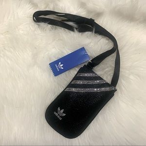 adidas Crossbody Pouch NWT